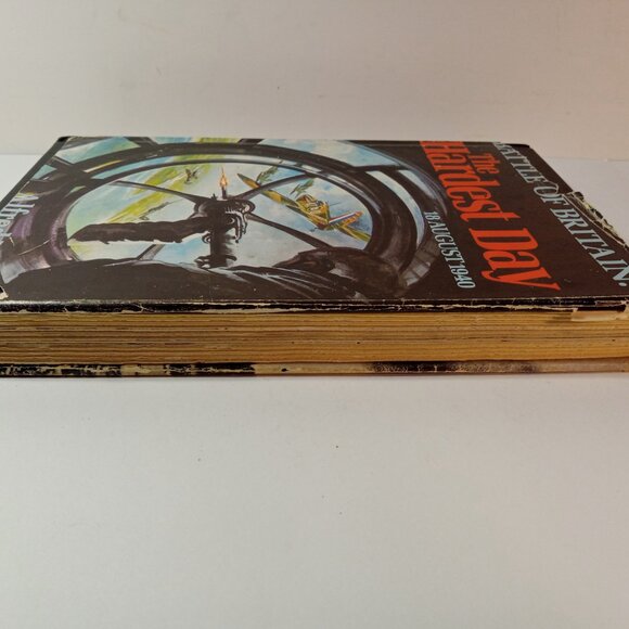 BATTLE OF BRITAIN: THE HARDEST DAY 18 August 1940 Alfred Price 1979 - Picture 7 of 10